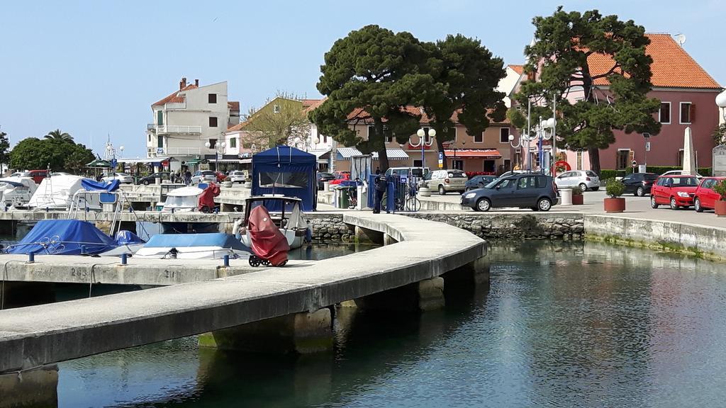 Apartments Davor Biograd Na Moru Ngoại thất bức ảnh