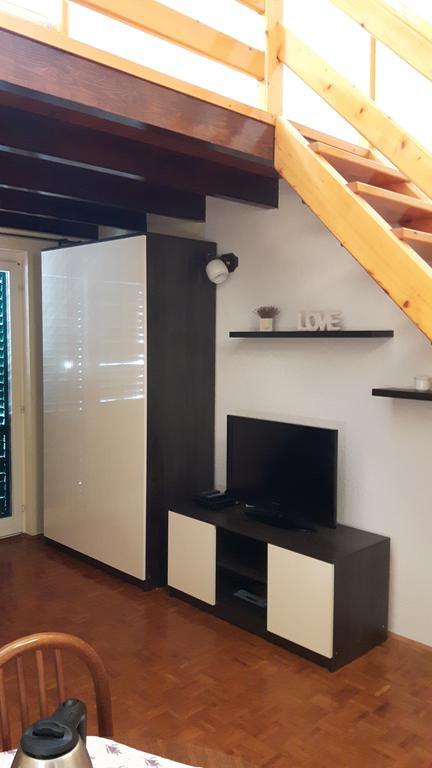 Apartments Davor Biograd Na Moru Ngoại thất bức ảnh