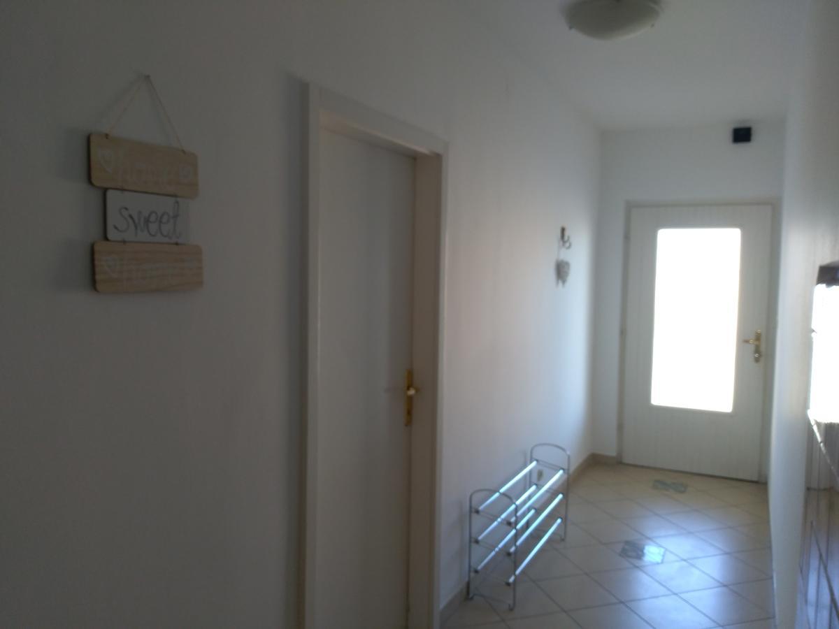Apartments Davor Biograd Na Moru Ngoại thất bức ảnh