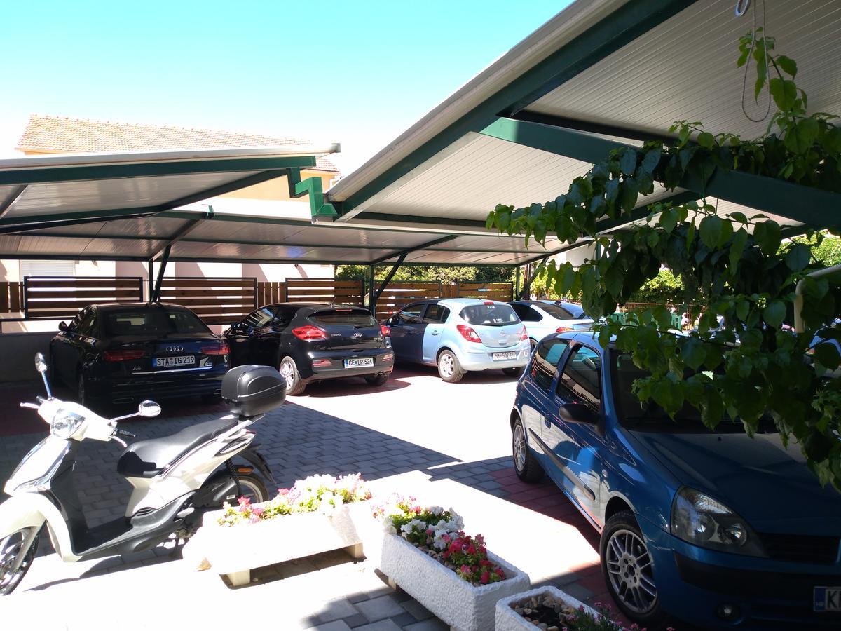 Apartments Davor Biograd Na Moru Ngoại thất bức ảnh